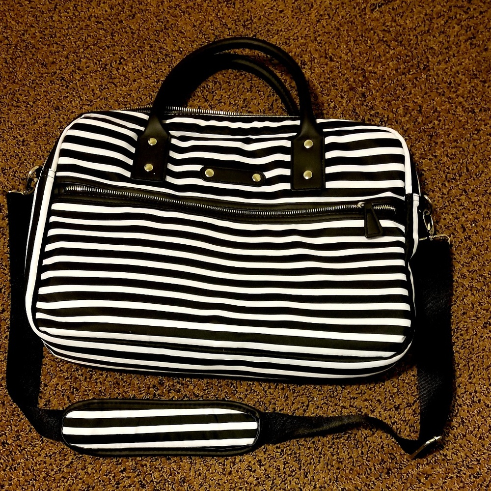 Computer case and sleeve for 13 inch laptops